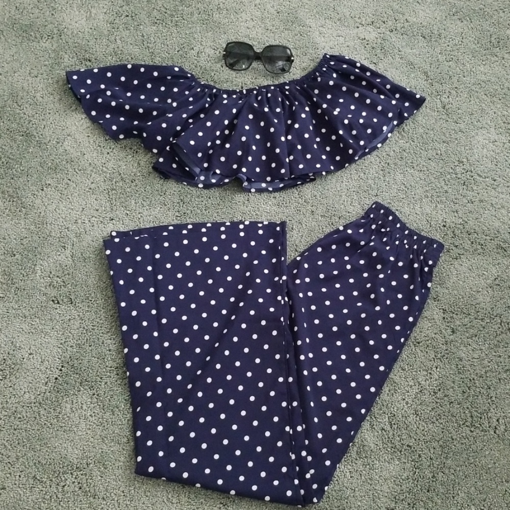 Navy blue polka dot 2 piece crop top pants set